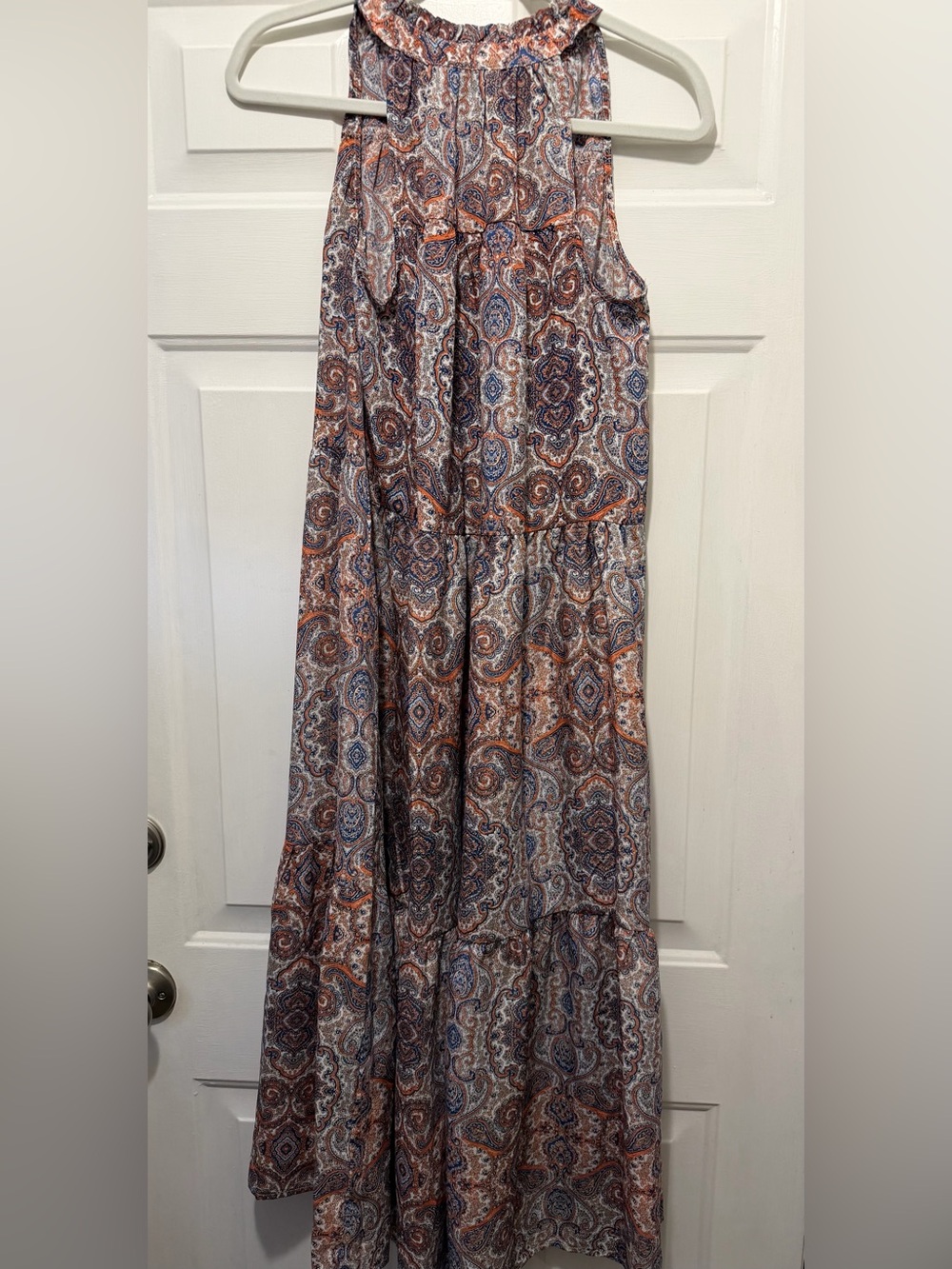 Tiered Maxi dress in Multicolor Paisley